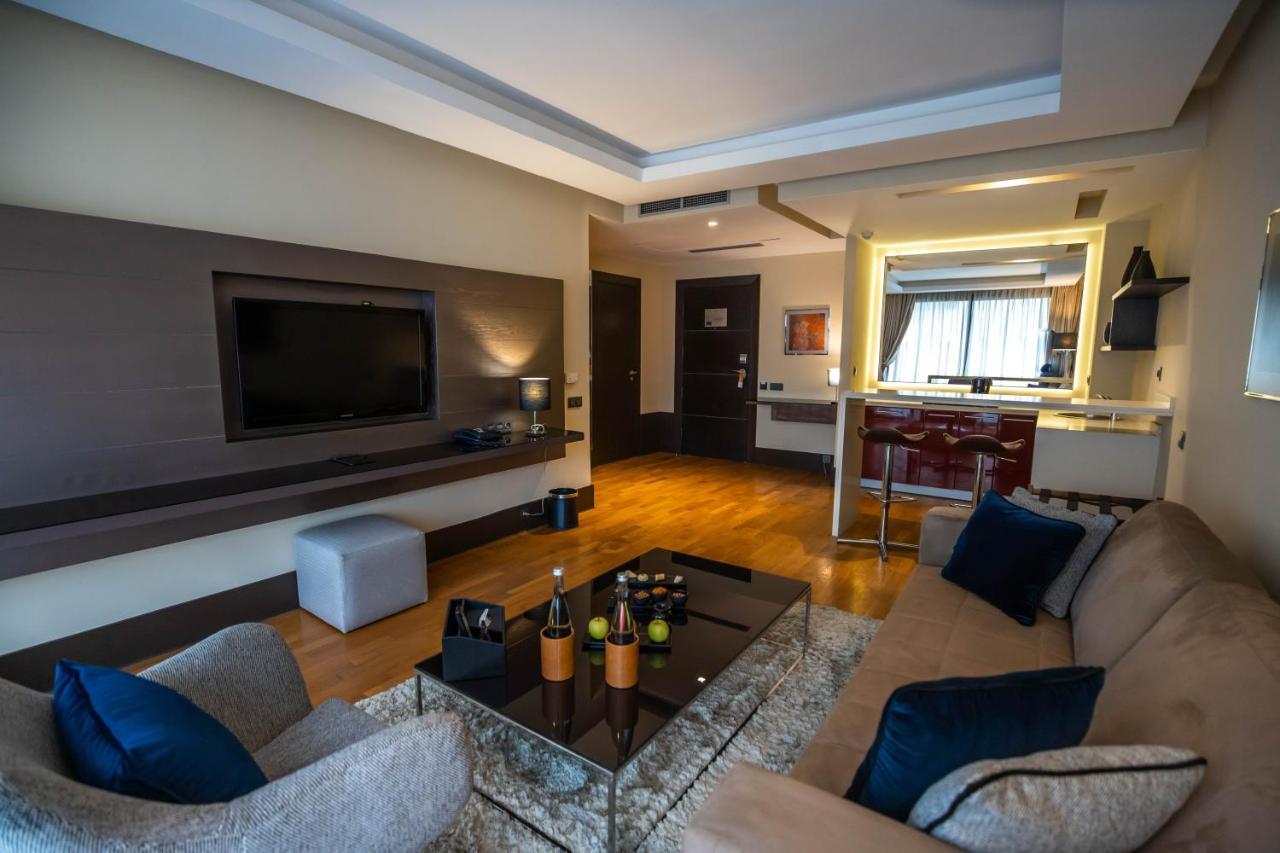 Gray Boutique Hotel Casablanca Luaran gambar A suite at the hotel