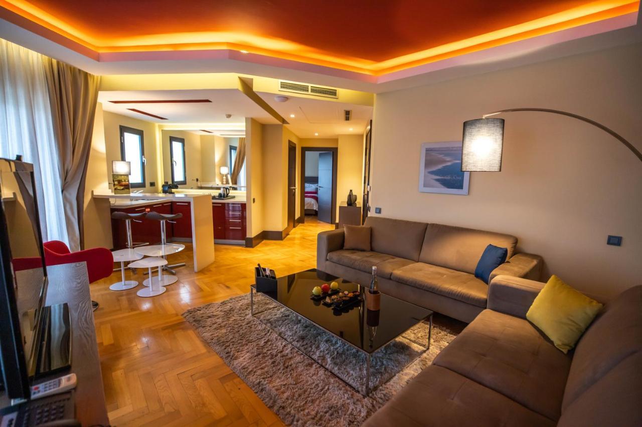 Gray Boutique Hotel Casablanca Luaran gambar A suite at the hotel