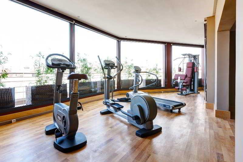 Gray Boutique Hotel Casablanca Luaran gambar The gym at the hotel